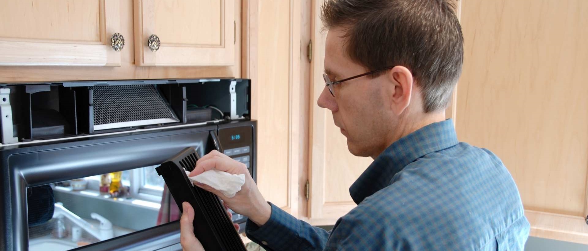 Kitchen fitters KT13